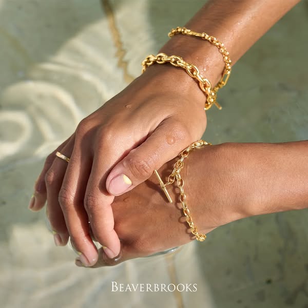 Beaverbrooks the Jewellers ad: Klarna available at checkout