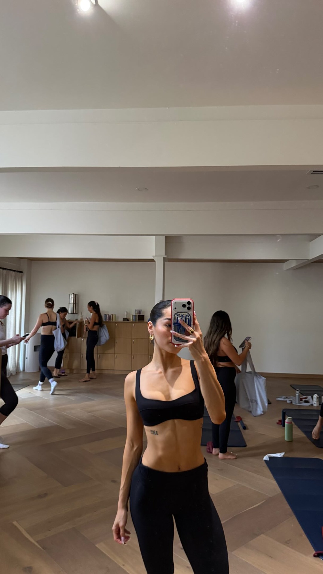Arrae ad: probably one of the questions i get asked the most: do i actually take creatine? yes…every single training day! i strength train, do pilates