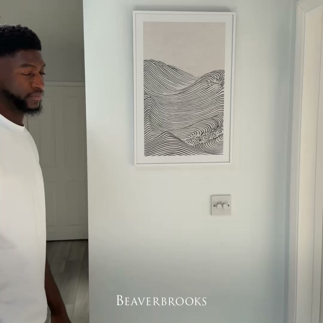 Beaverbrooks the Jewellers ad: Next day delivery