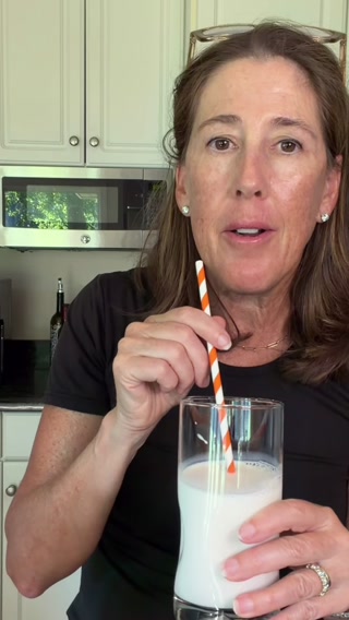 David Protein ad: 30g Protein. 140-150 Calories. <1g Sugar.