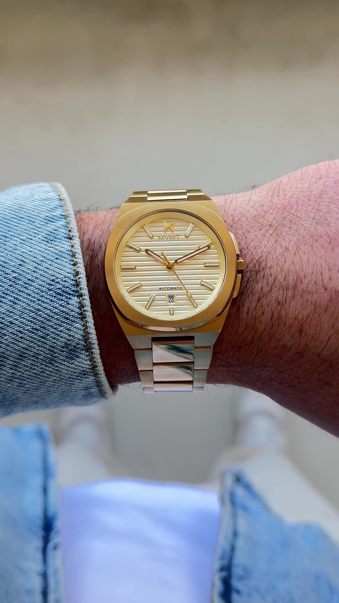 MVMT ad: Shop Odyssey II Automatic