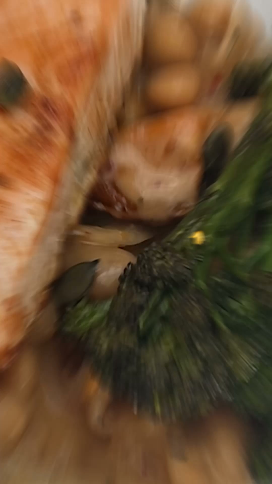 HelloFresh ad: The good cuts. 50% off.