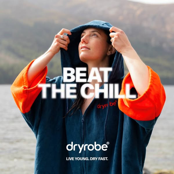 dryrobe ad: Stay warm on shore