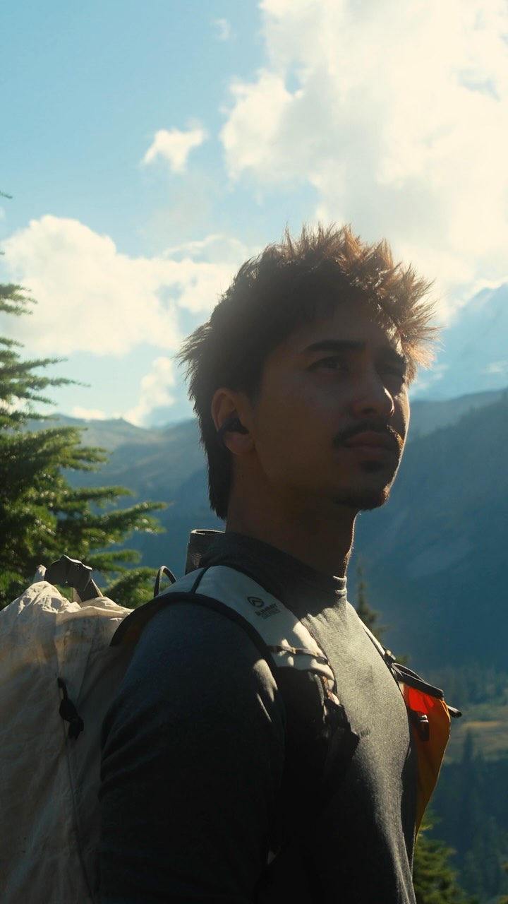 Bose ad: #ad I love going outside to reconnect, but who says you can’t also listen to music. Without compromising on either, @bose Sport Open Earbuds