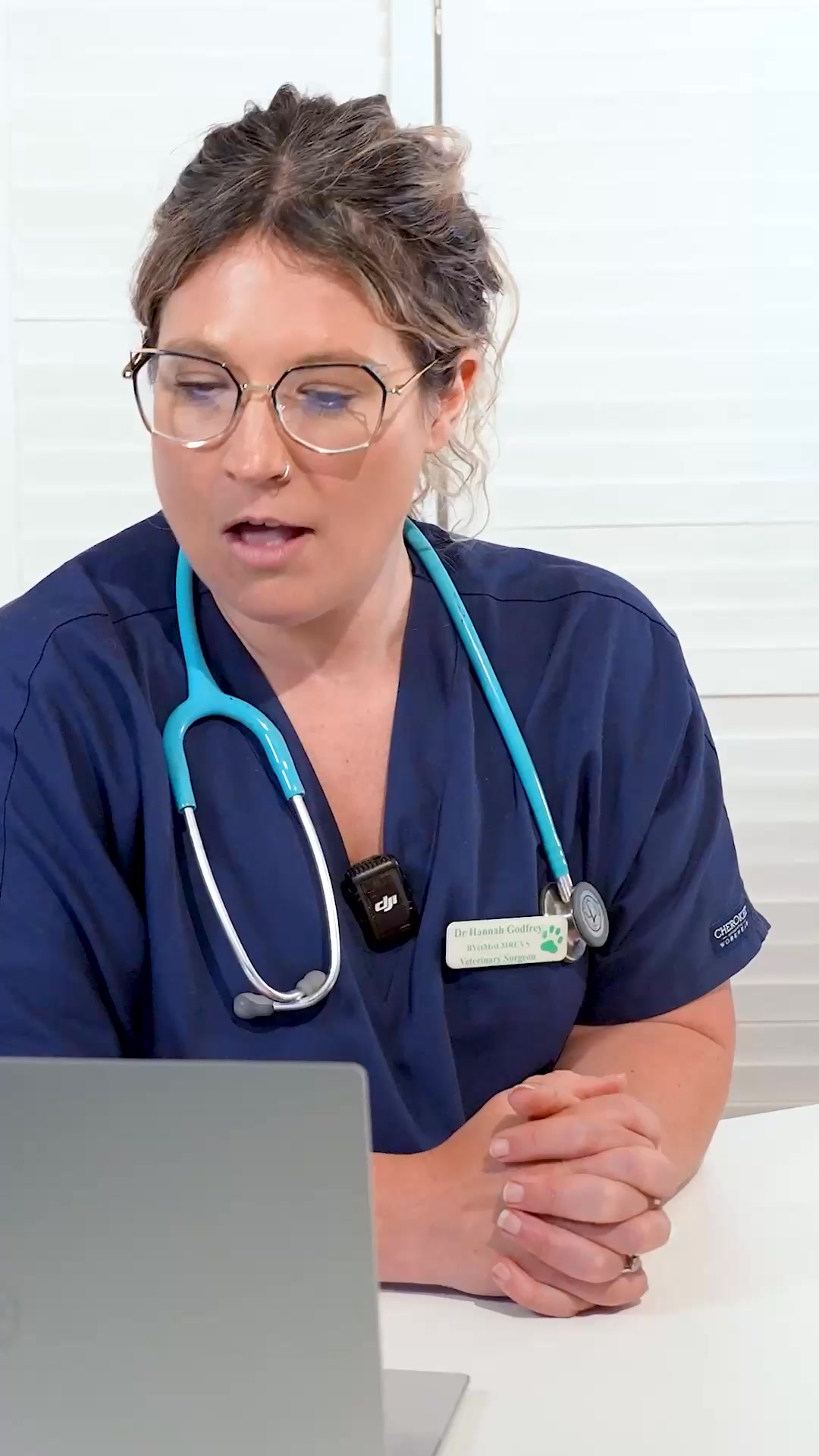 PetLab Co. ad: Never ignore the signs your dog's gut needs help