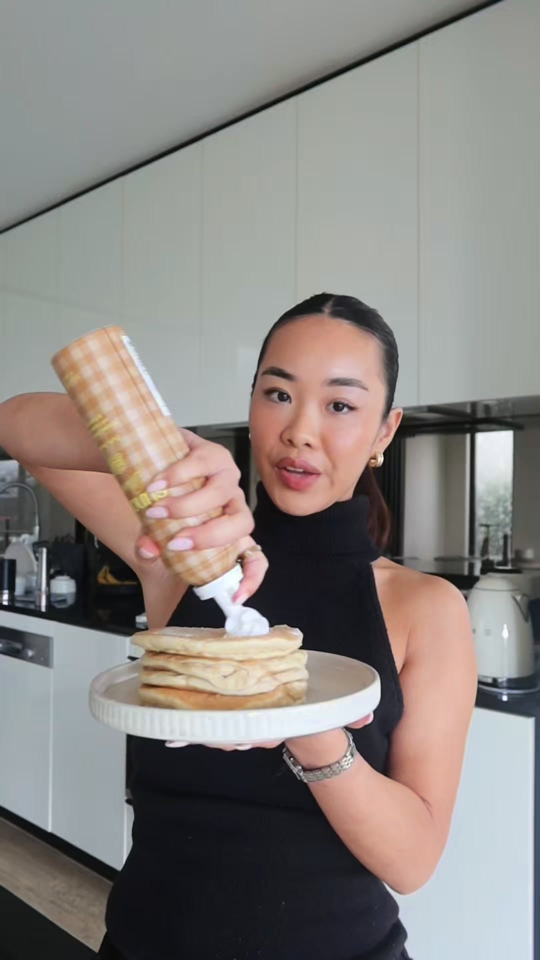 Sundae Body ad: Whipped Shower Foams