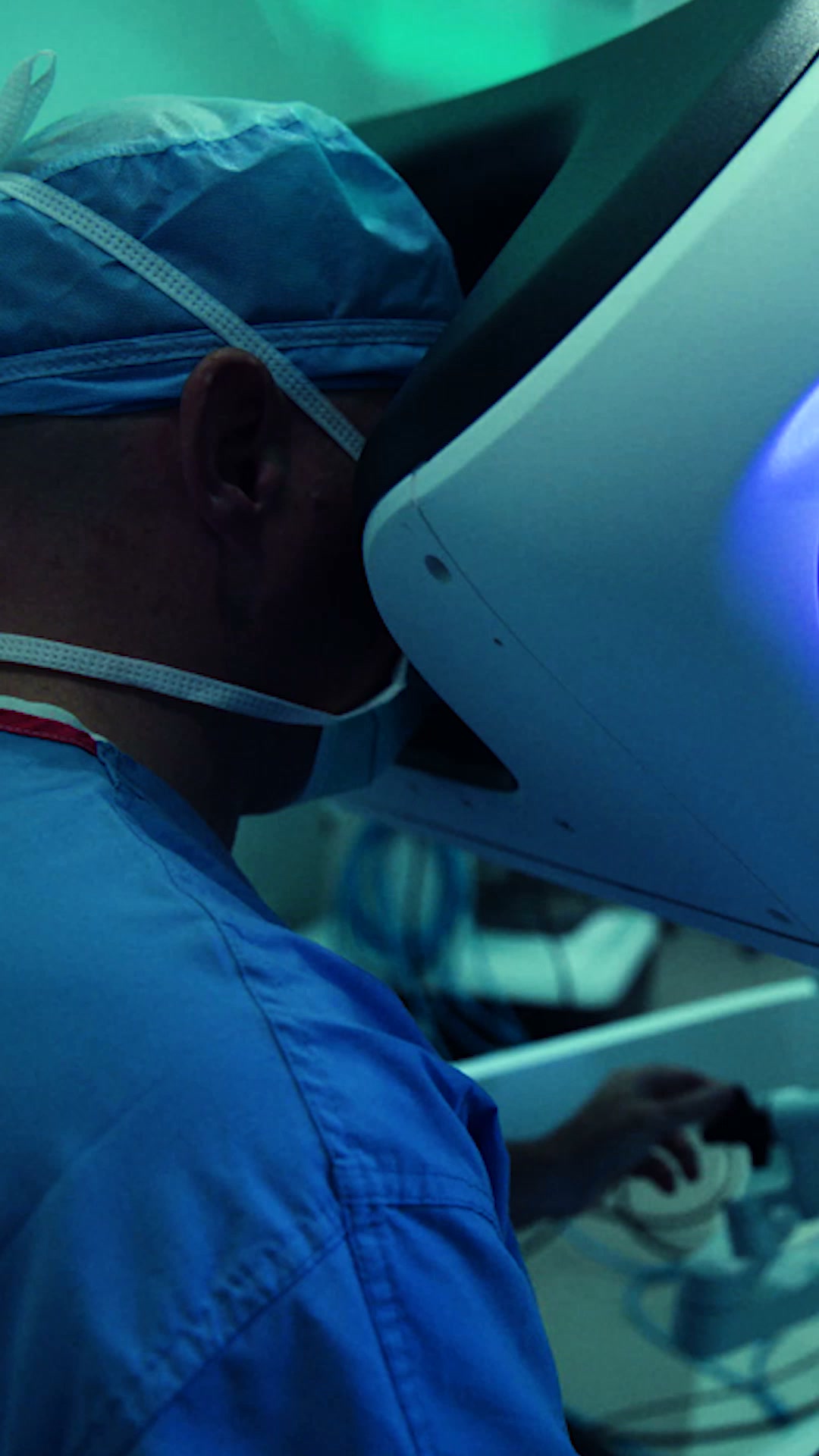 UC Health ad: Visit a spine specialist