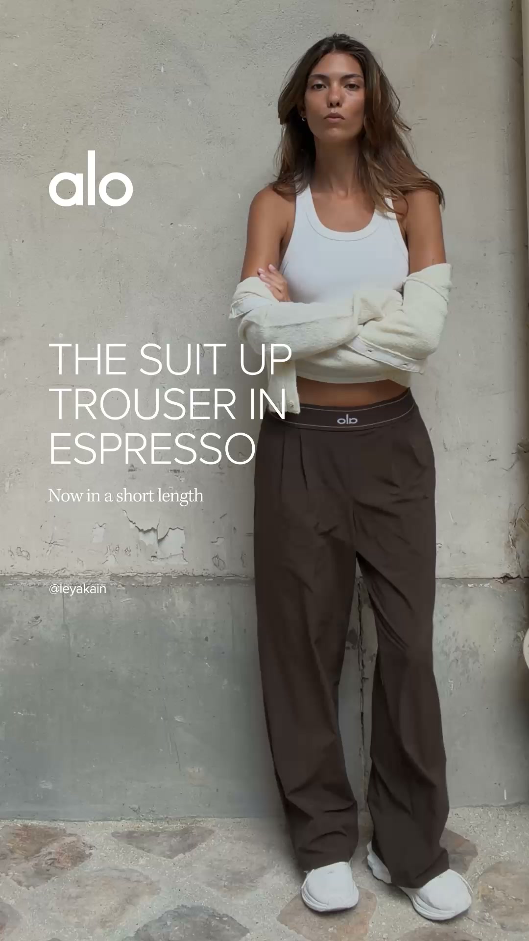 Alo Yoga ad: Suit Up Trouser