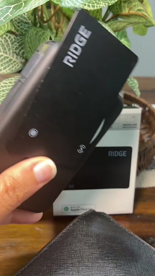 The Ridge ad: TWO NETWORKS, ONE CARD