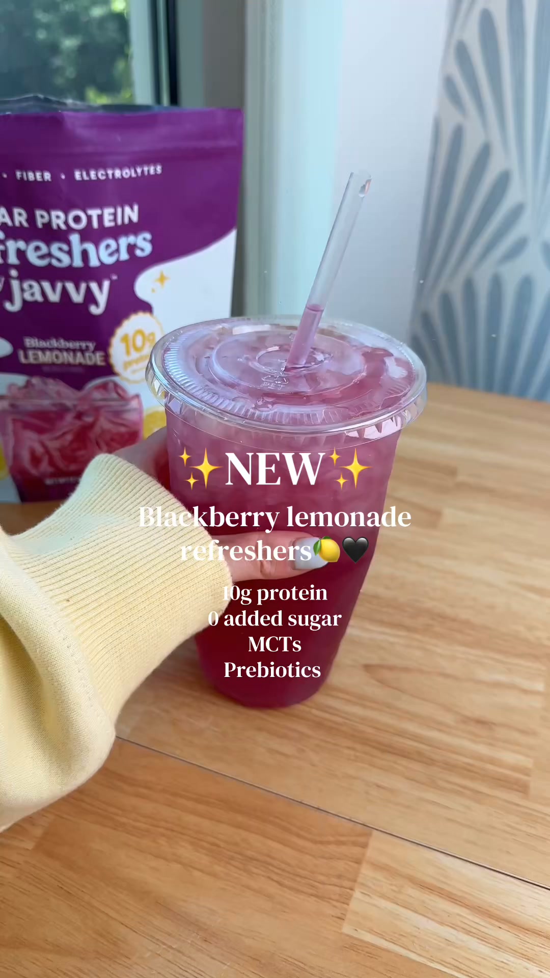 Javvy ad: NEW! Blackberry Lemonade Refreshers 💙🍋