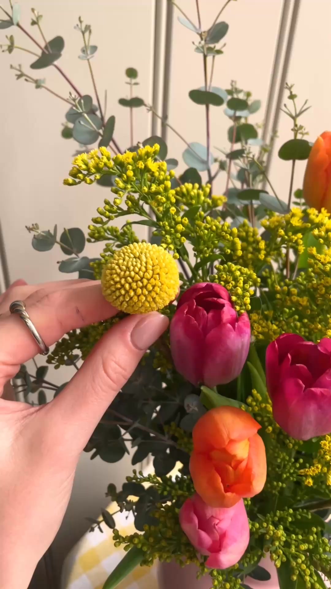 Bloom & Wild ad: £10 off your first order