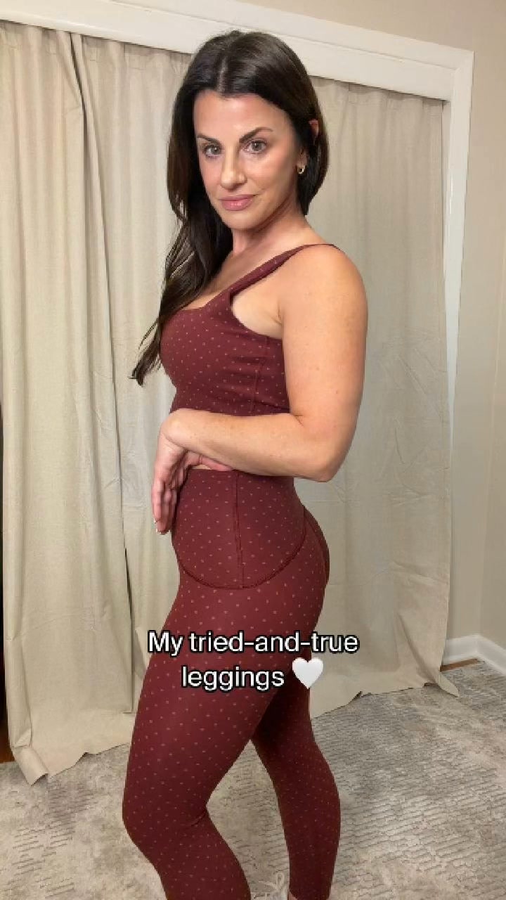 SPANX ad: spanx.com