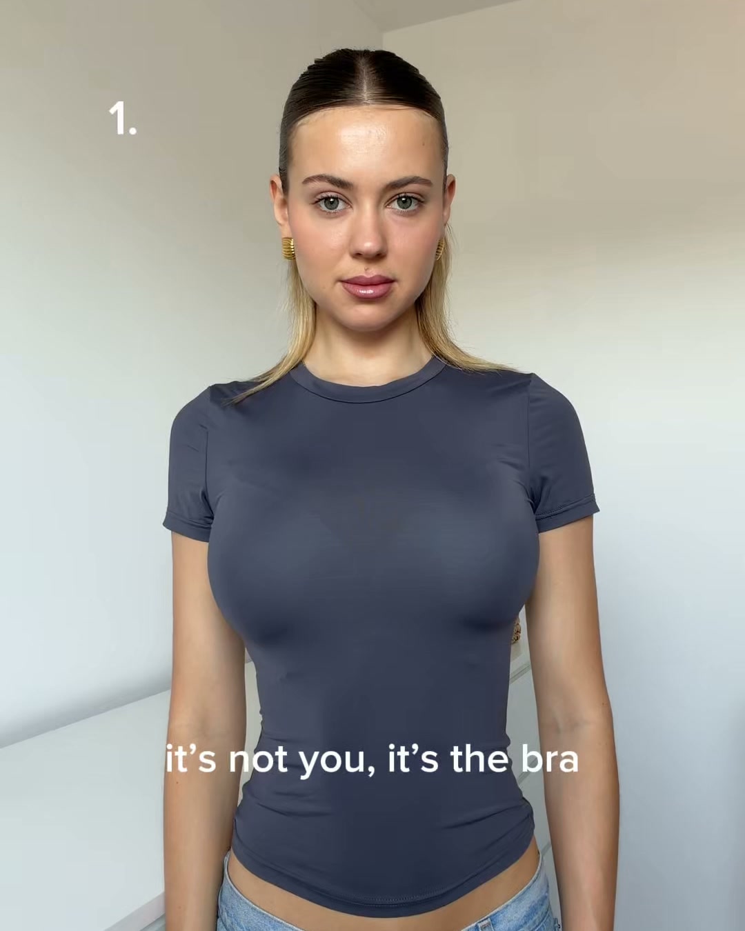 Boux Avenue ad: A solution for every outfit