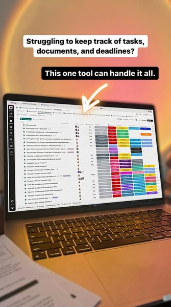 ClickUp ad: Every app, AI agent, and human in one place.