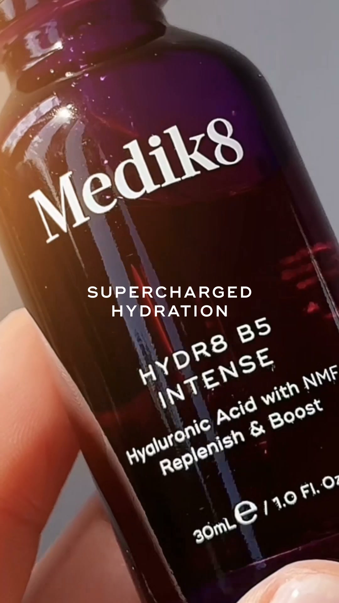 Medik8 ad: Hydr8 B5 Intense