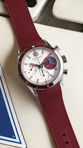 Farer ad: NEW Racing Chronograph Collection
