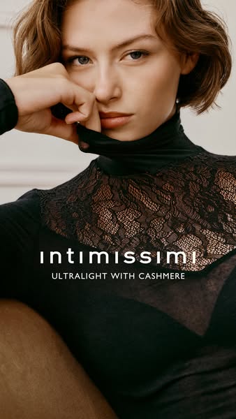 INTIMISSIMI ad: Meet Ultralight with Cashmere