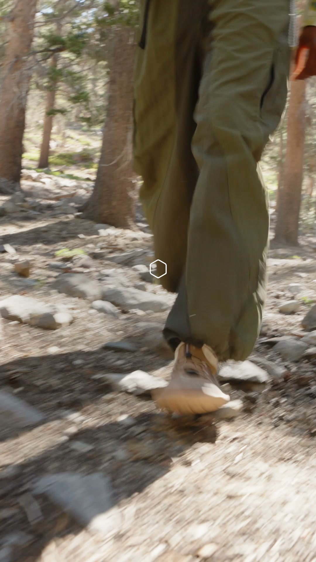 Vivobarefoot ad: Free your feet