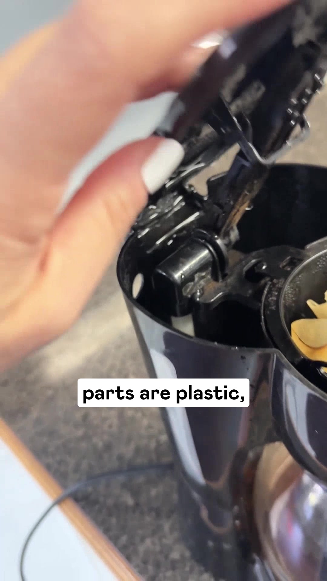 Simply Good Coffee ad: 100% Plastic-Free Brewing!