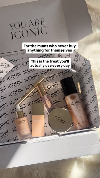 Iconic London ad: Free shipping over £35