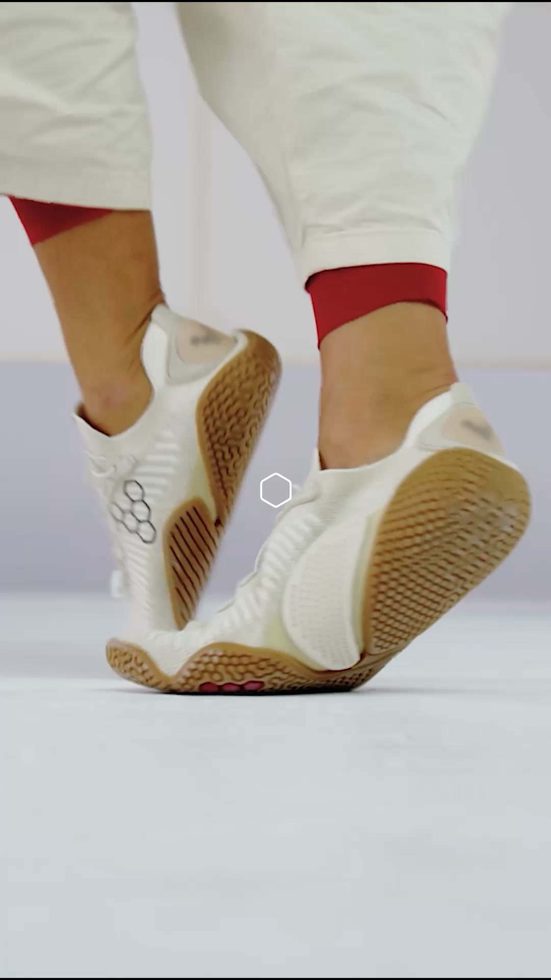 Vivobarefoot ad: Bend the rules, naturally