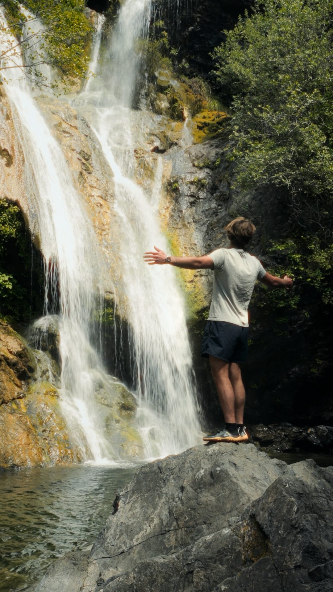 Vivobarefoot ad: Lately I’ve found myself getting pulled into the city more and more. �Falling in love with the pace of it all, the movement, the energy, alw