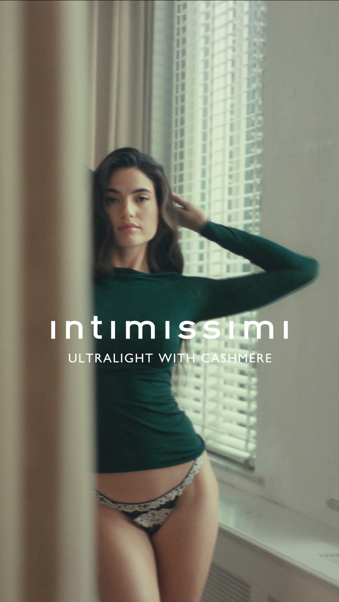 INTIMISSIMI ad: Explore the collection