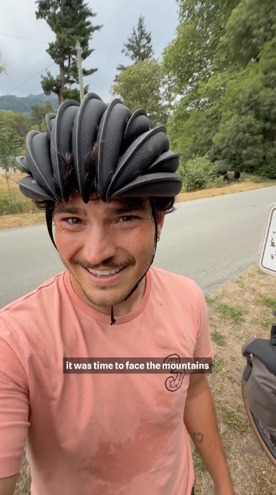 Three UK ad: Basque cheese? Excellent. French police waking you up? Less excellent. 🧀 🚨 The journey to Italy continues. Follow along to see where @Thre