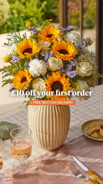 Bloom & Wild ad: £10 off your first order