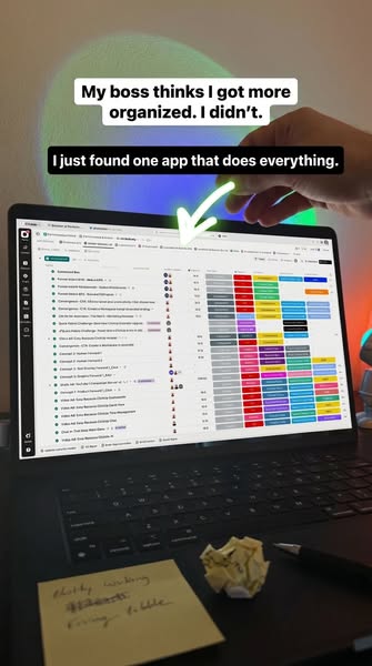 ClickUp ad: Every app, AI agent, and human in one place.