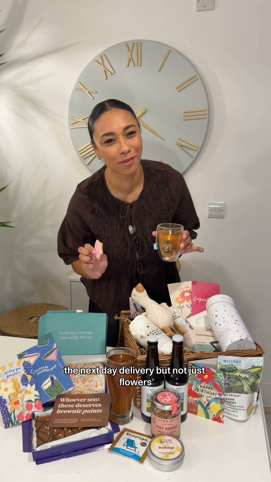 Bloom & Wild ad: Meet Bloom & Wild’s other gifts