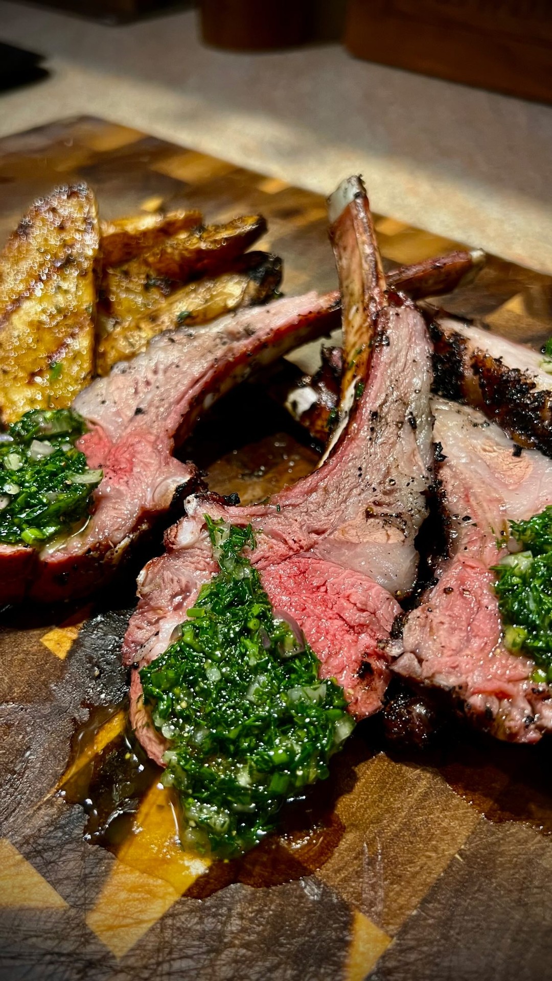 ReciMe ad: Here are some of my favorite summer time recipes🔥 1. Steak Bruschetta Crostini 2. High-Protein Chicken Pasta Salad 3. Grilled Steak Fajitas
