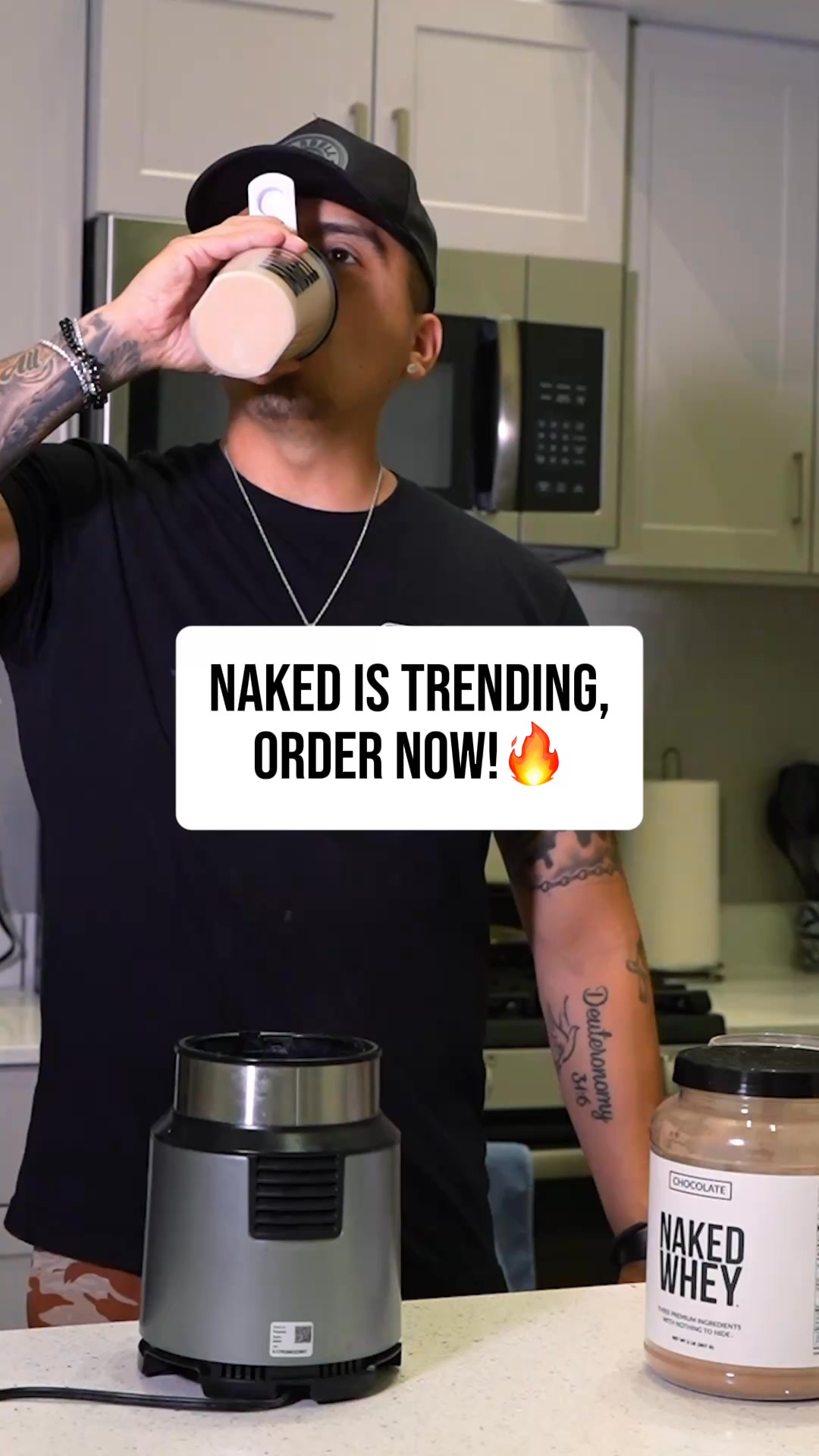 Naked Nutrition ad: Switch to Clean Nutrition